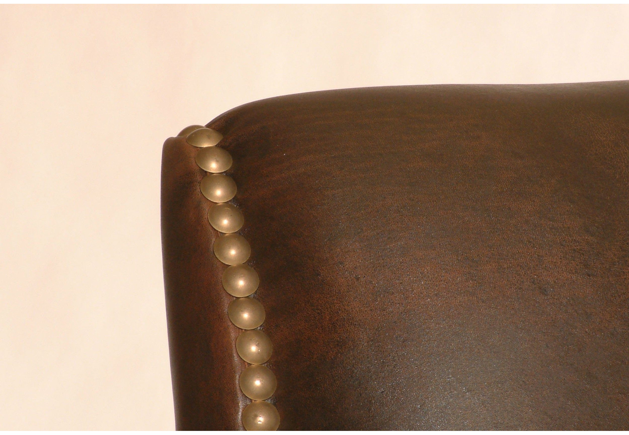 Decó Butaca en Piel Natural | Butacas de piel | Sofahogar