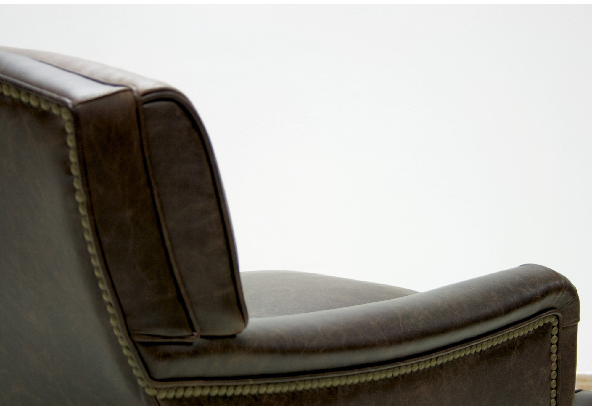 Butaca de piel Paul | Butaca de cuero Clásica Inglesa | SofaHogar