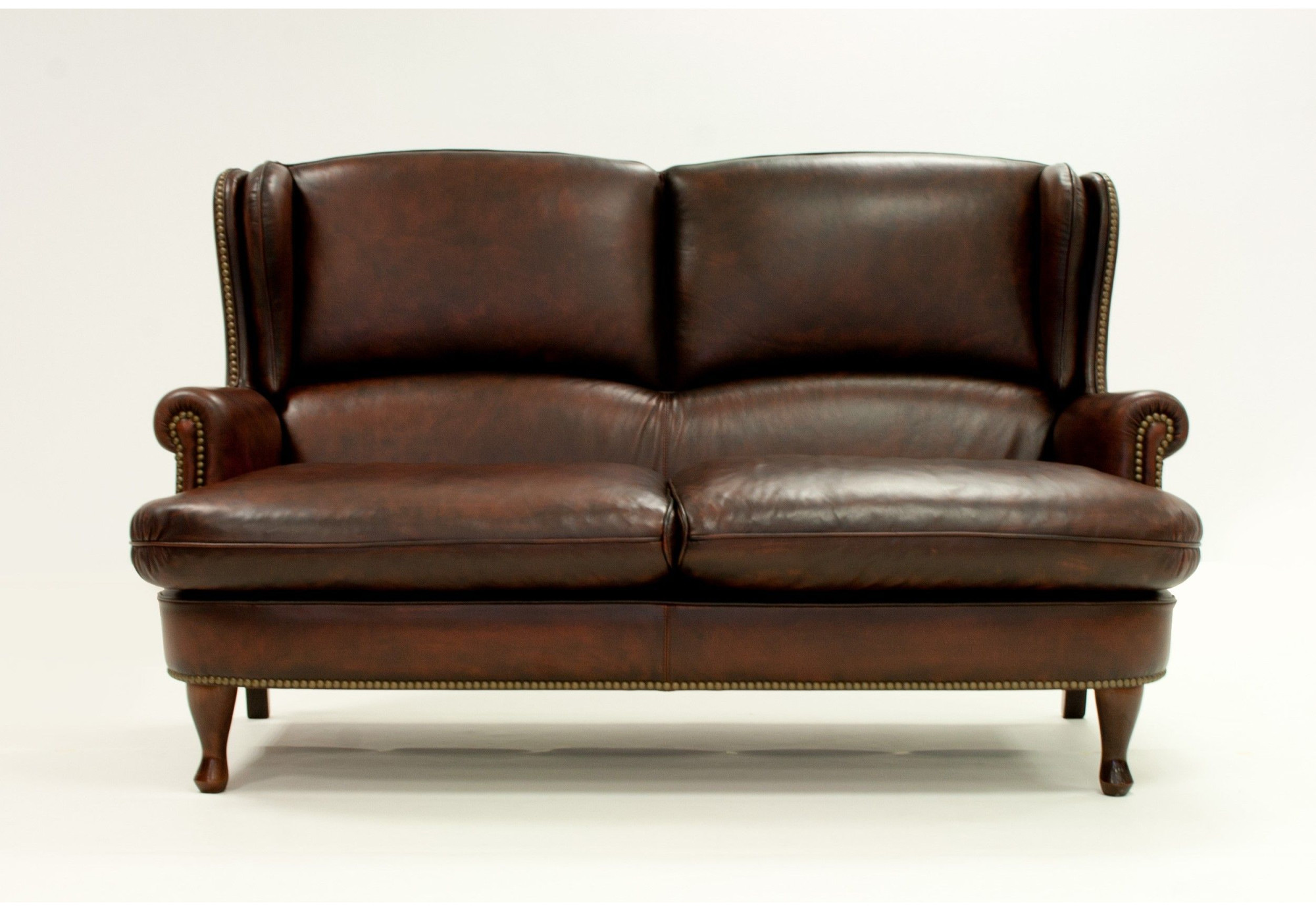 Butaca orejera de lujo Trapio | Butaca en piel natural | Sofahogar