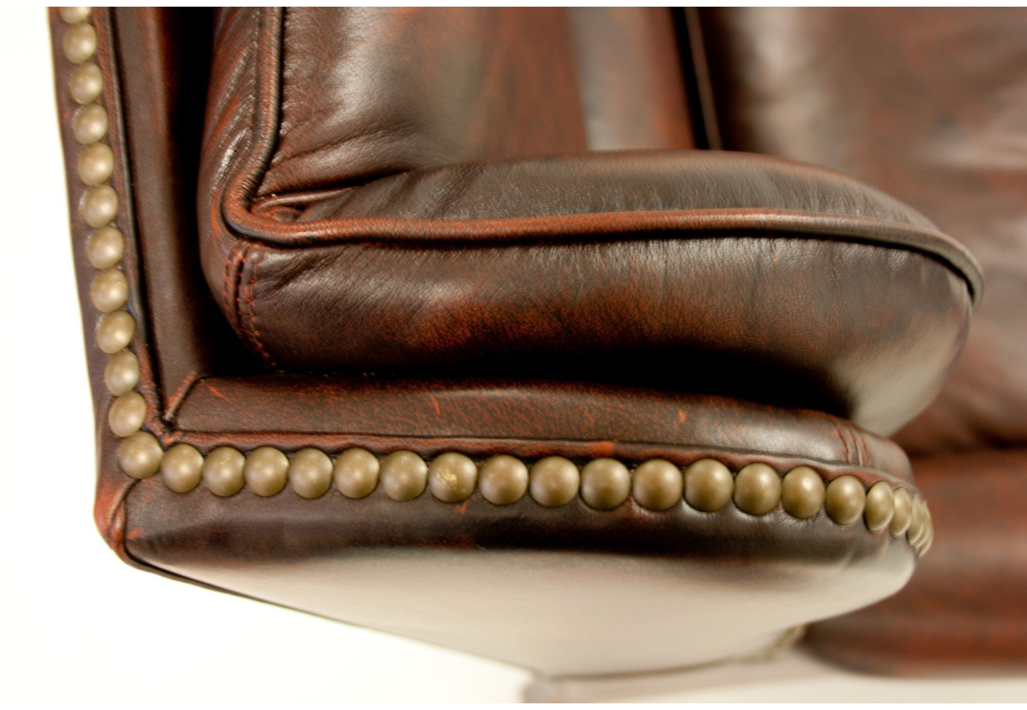 Sofá de piel clásico TRAPIO | Sofá tradicional inglés | SofaHogar