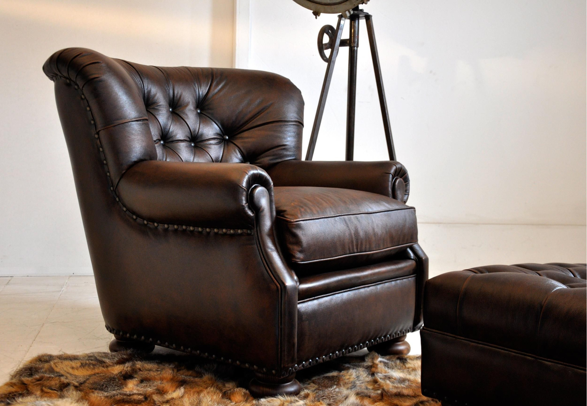 Sillón SOFT en piel natural | Butaca en cuero vintage | SofaHogar