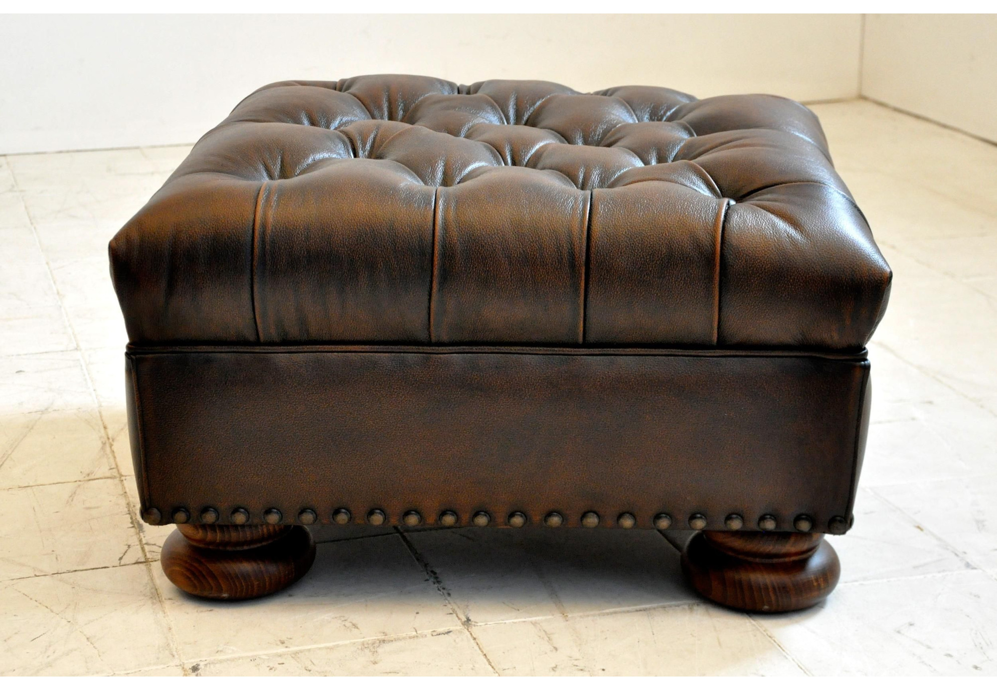 Sillón SOFT en piel natural | Butaca en cuero vintage | SofaHogar