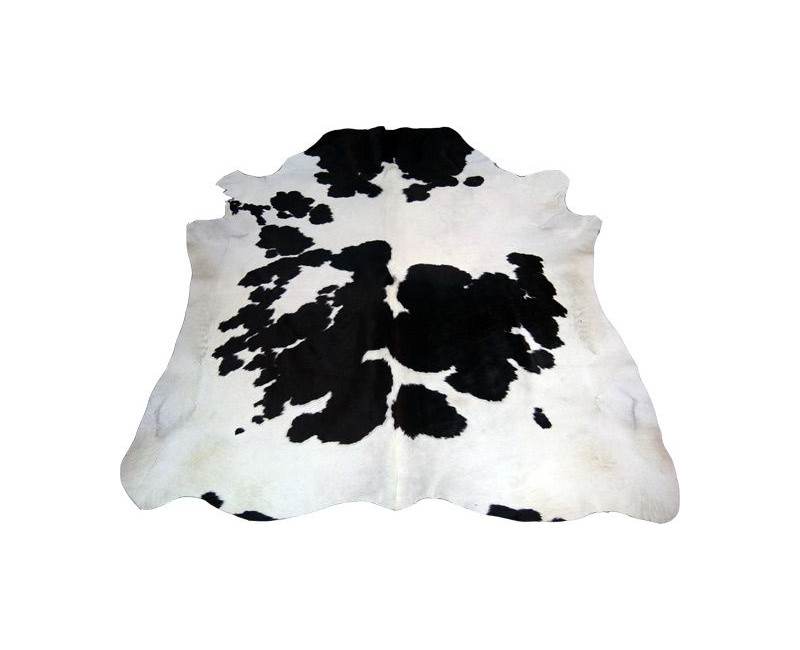 Alfombra de Piel de Toro Normando fabricada en España