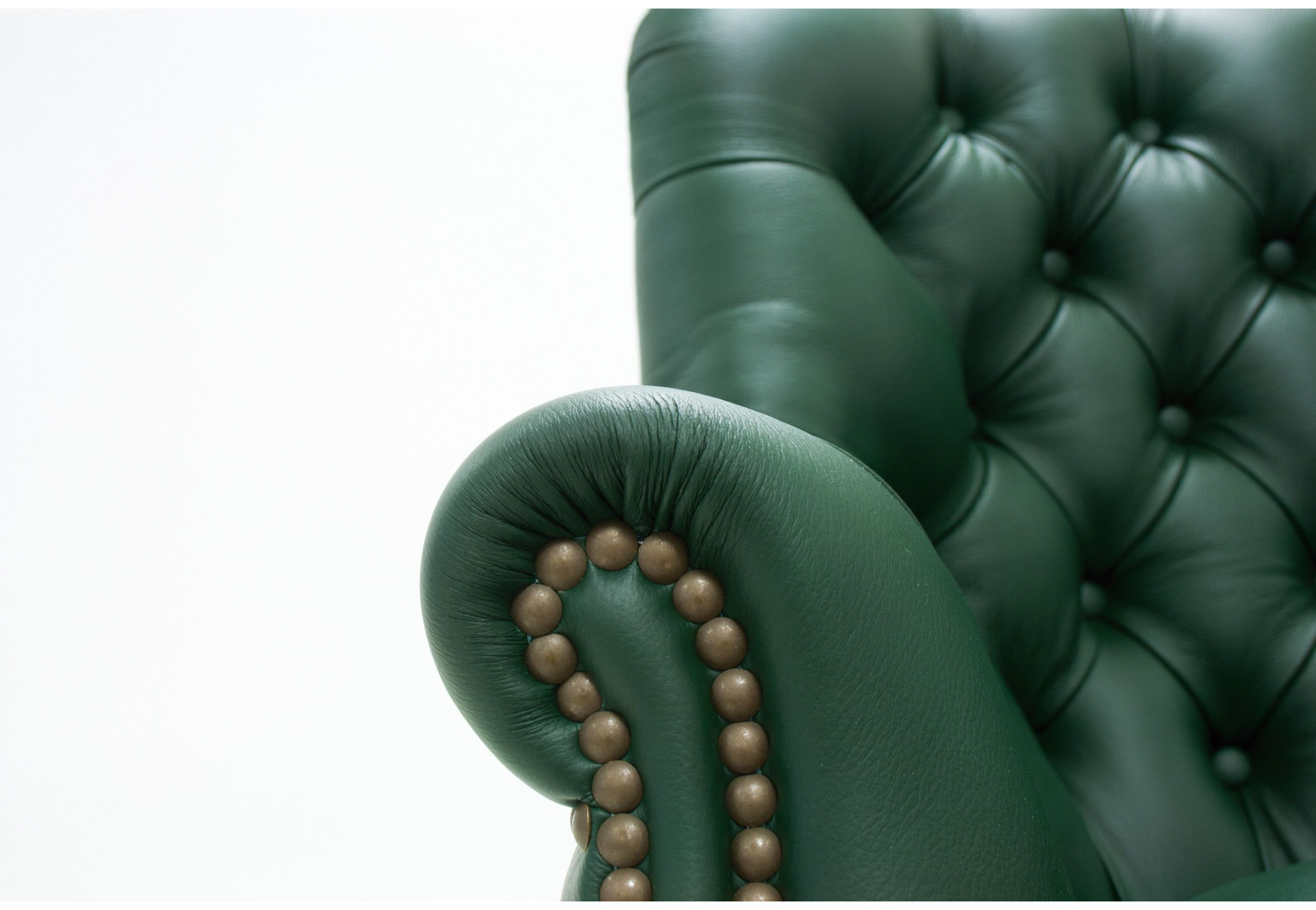 Sillón para despacho en piel natural Confidente | Sillones de cuero