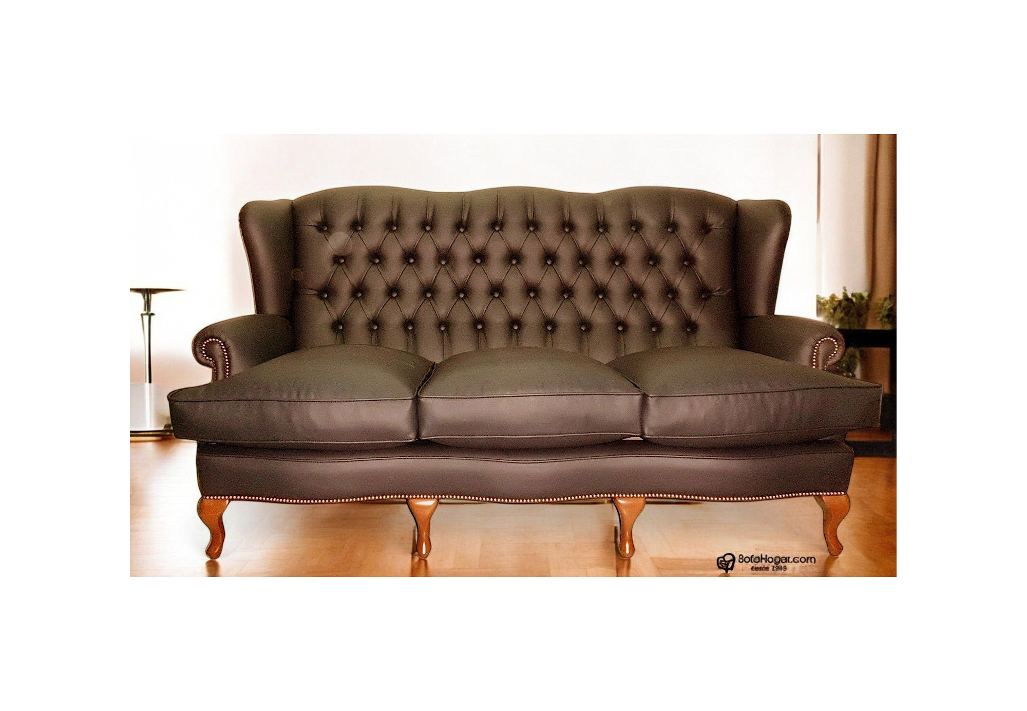 Butaca Orejera Inglesa MANOLETE – Clásica, artesanal y en piel